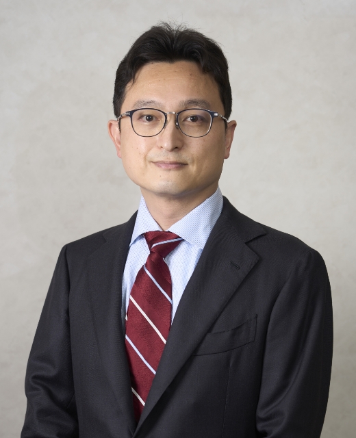 社会保険労務士法人みやび　代表社員　圓城寺 雅伸